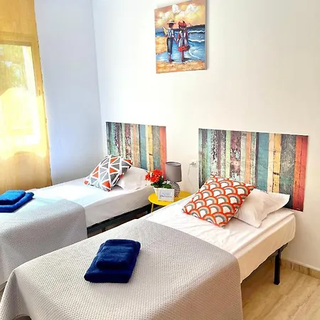 Apartbeach Santa Elena Climatizado Parking Y Junto Playa Capellans * Salou