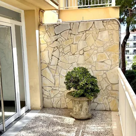 Apartbeach Santa Elena Climatizado Parking Y Junto Playa Capellans Salou