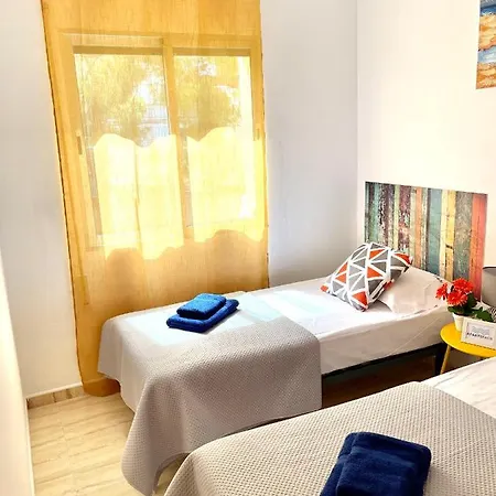 Apartbeach Santa Elena Climatizado Parking Y Junto Playa Capellans * Salou
