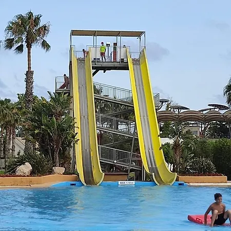 Apartbeach Santa Elena Climatizado Parking Y Junto Playa Capellans Apartment *