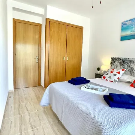 Apartbeach Santa Elena Climatizado Parking Y Junto Playa Capellans