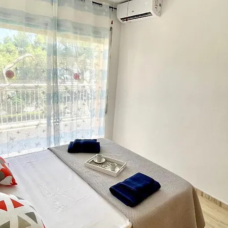 Apartbeach Santa Elena Climatizado Parking Y Junto Playa Capellans * Salou